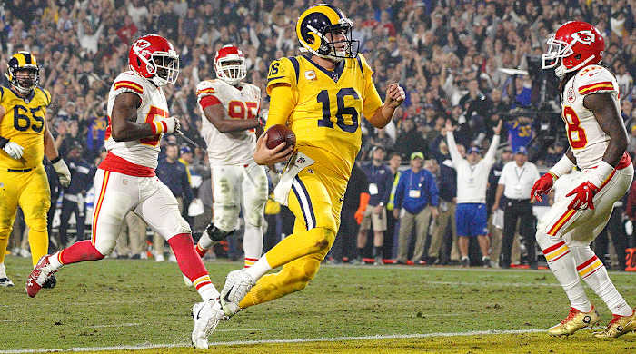 jared-goff-rams-chiefs-monday-night-football.jpg